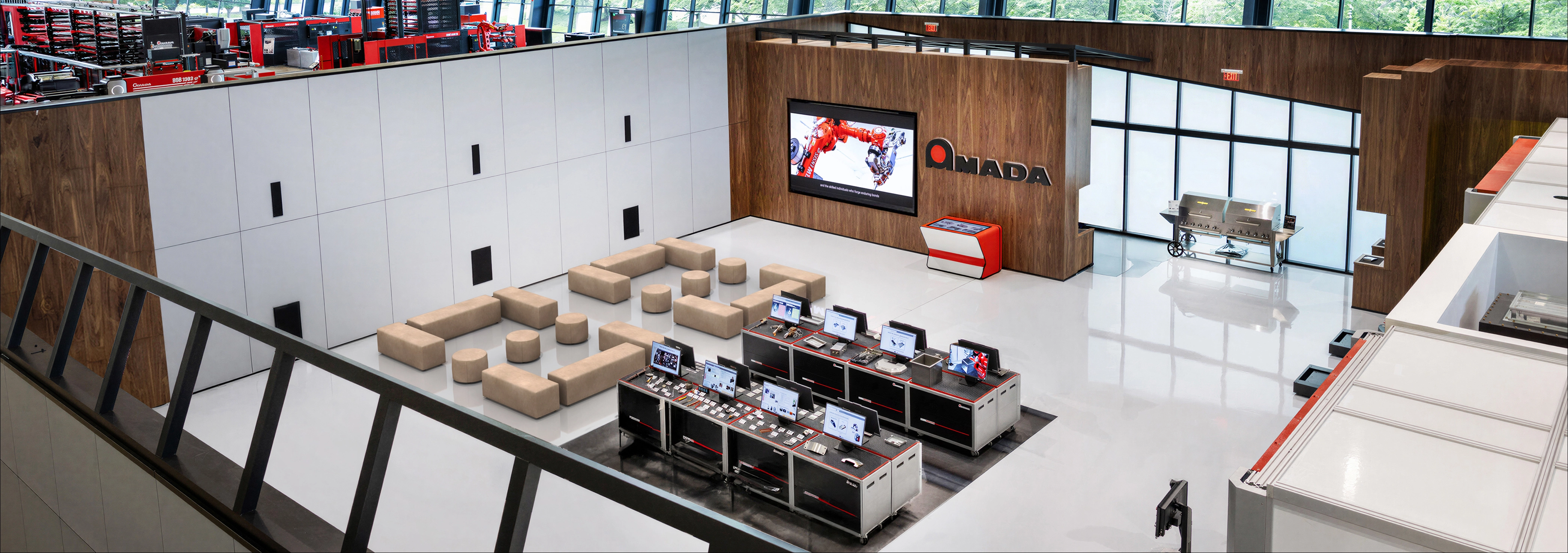 Système de soudage laser à fibre AMADA FLW L2 à l'intérieur de la Zone des technologies de soudage